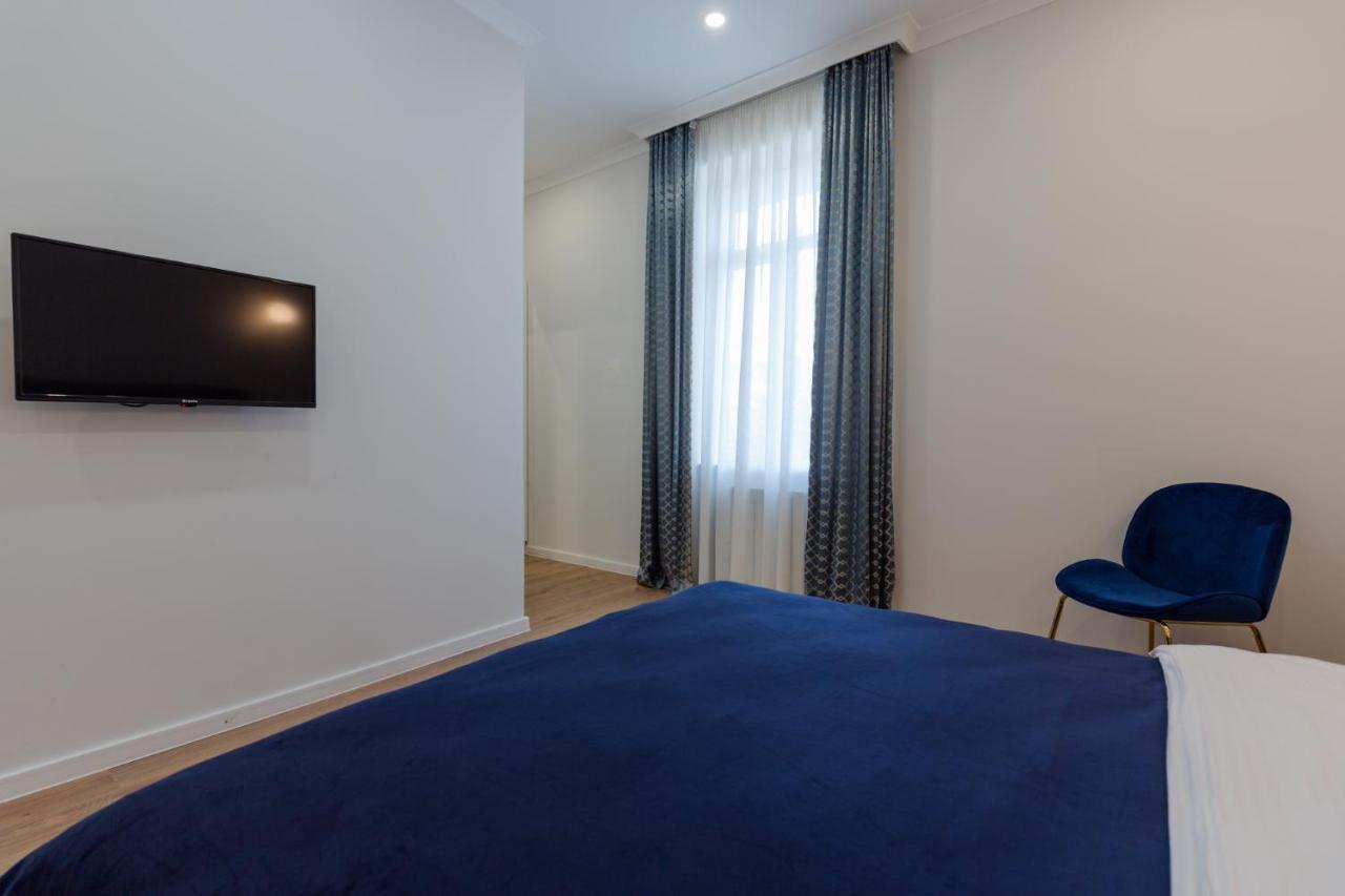 באטומי Hotel Lifetime מראה חיצוני תמונה