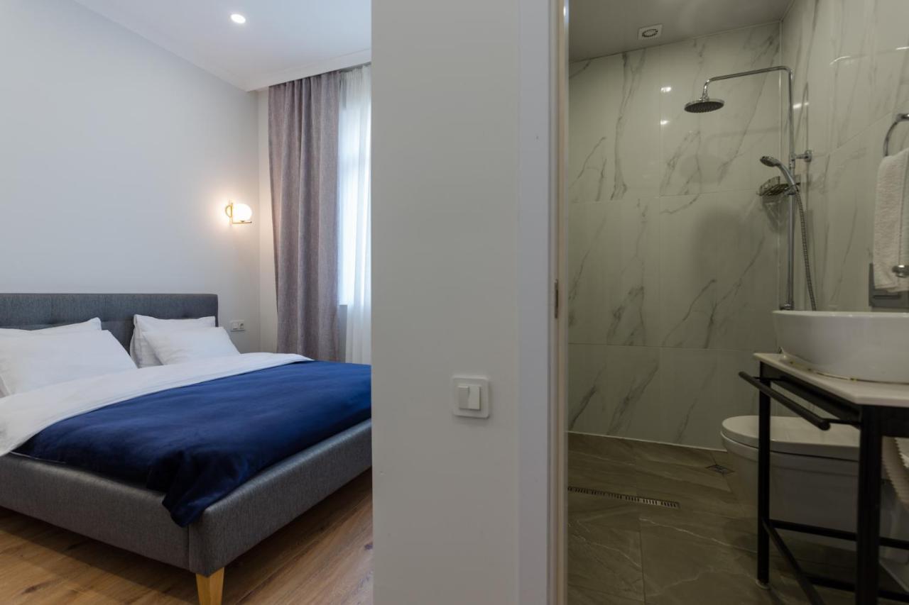באטומי Hotel Lifetime מראה חיצוני תמונה