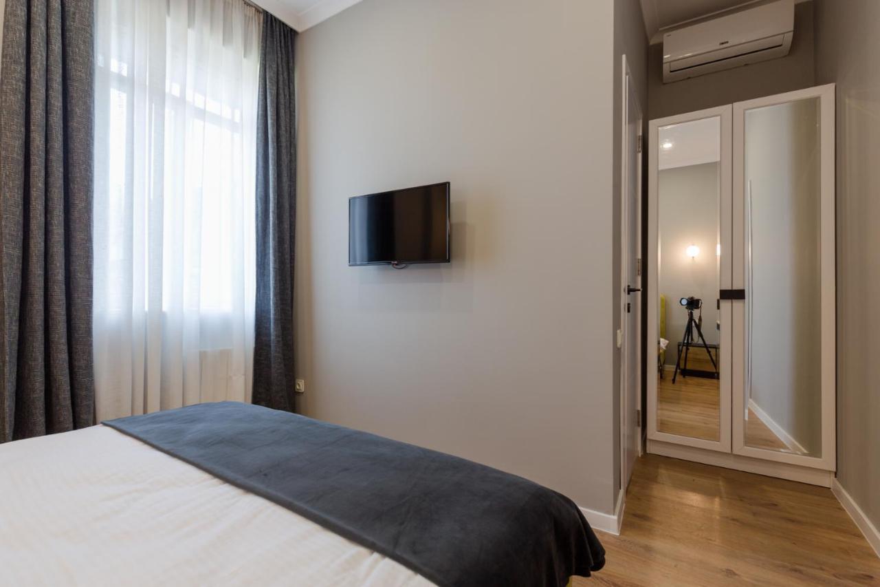 באטומי Hotel Lifetime מראה חיצוני תמונה